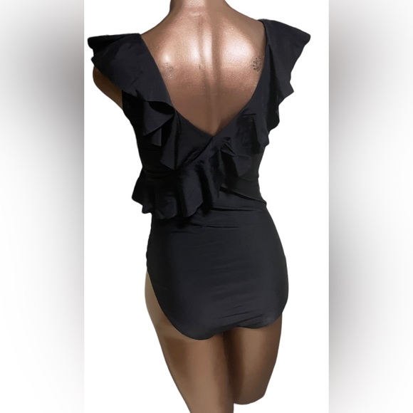 V Neck Ruffle Slimming Swimsuit - Picture 7 of 9